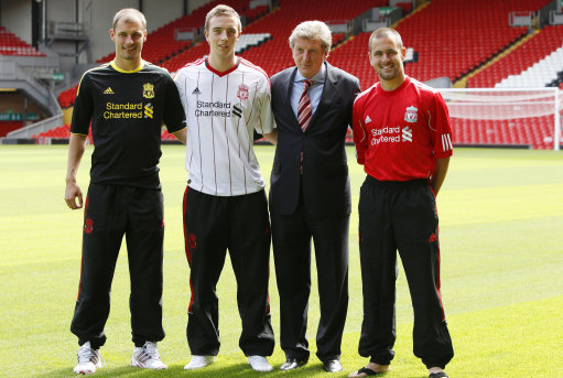 上海新援加盟引发关注