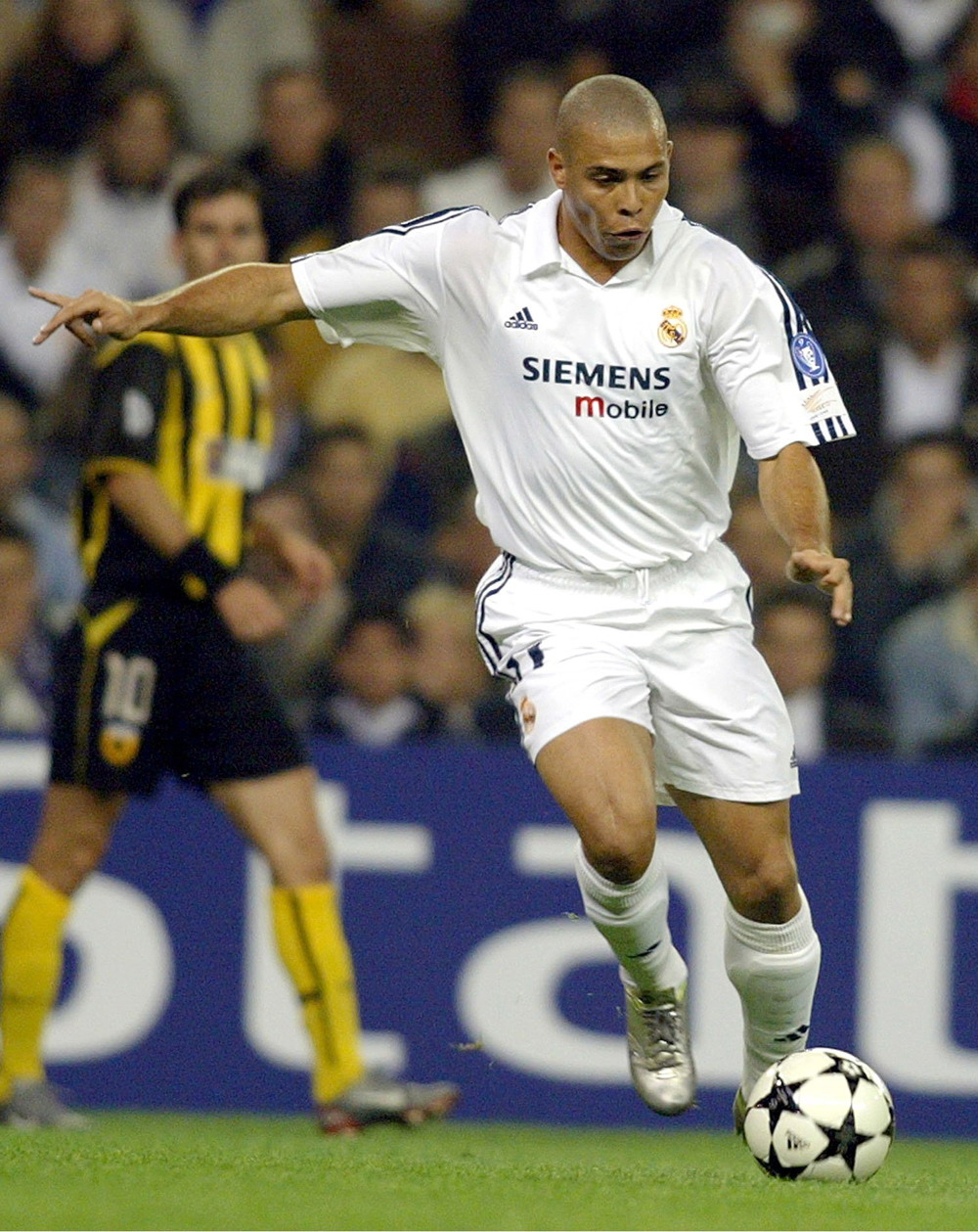 武汉三镇新帅为俱乐部引援制定名单，已锁定五条大鱼，斯坦丘领衔