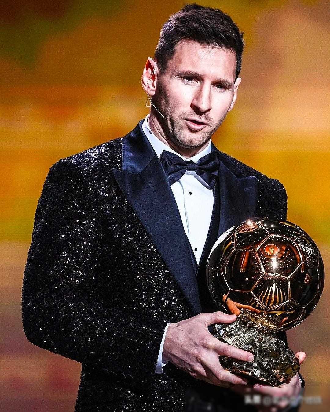 雷迪克：对面的三分把我们打爆了，但我很满意队员的拼搏精神