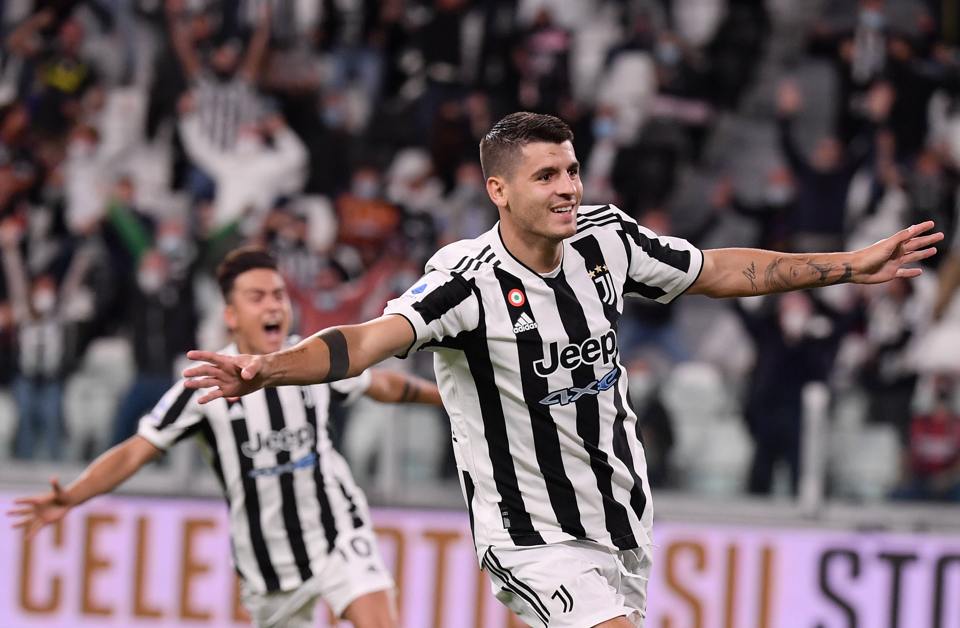 邓卓翔：全队在训练中都非常投入，希望奉献一场精彩的比赛