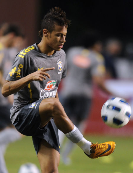 弗拉霍维奇晒龙珠悟空恢复照：手术很顺利，感谢大家