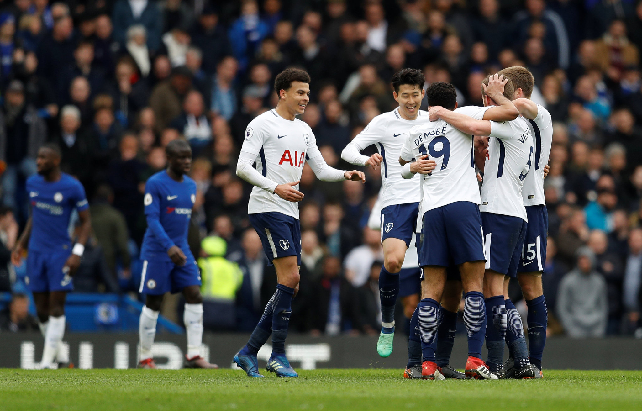 TA：拜仁因迪亚斯更具穿透力，红军逼抢强度因失去他而下降