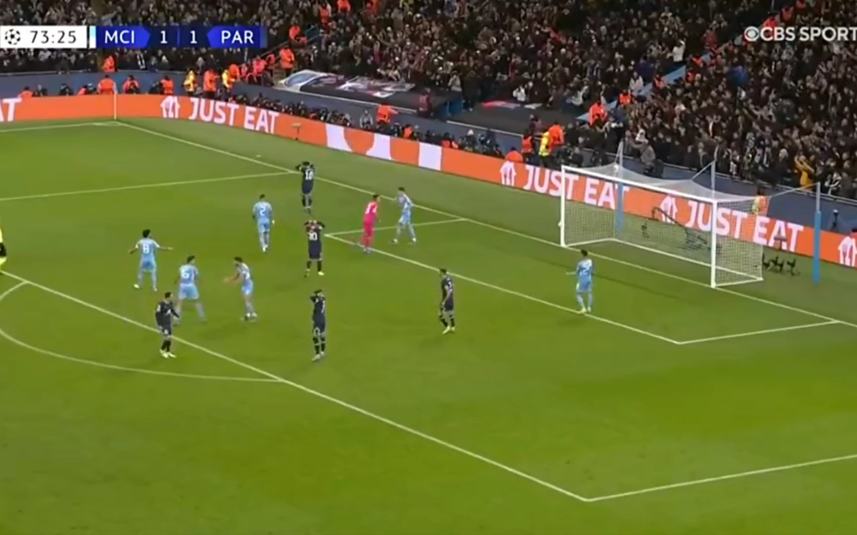 胡荷韬：球队合练才几天，很想拼下来但身体不在最好的状态