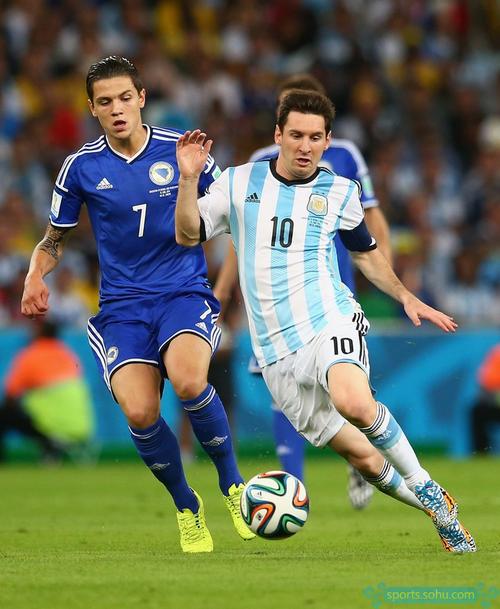 阿迪官网闹乌龙：阿根廷球衣可选印欧预赛臂章，甚至有人已收货