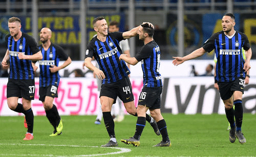 汤普森14分＆弗拉格低迷，独行侠半场4分领先